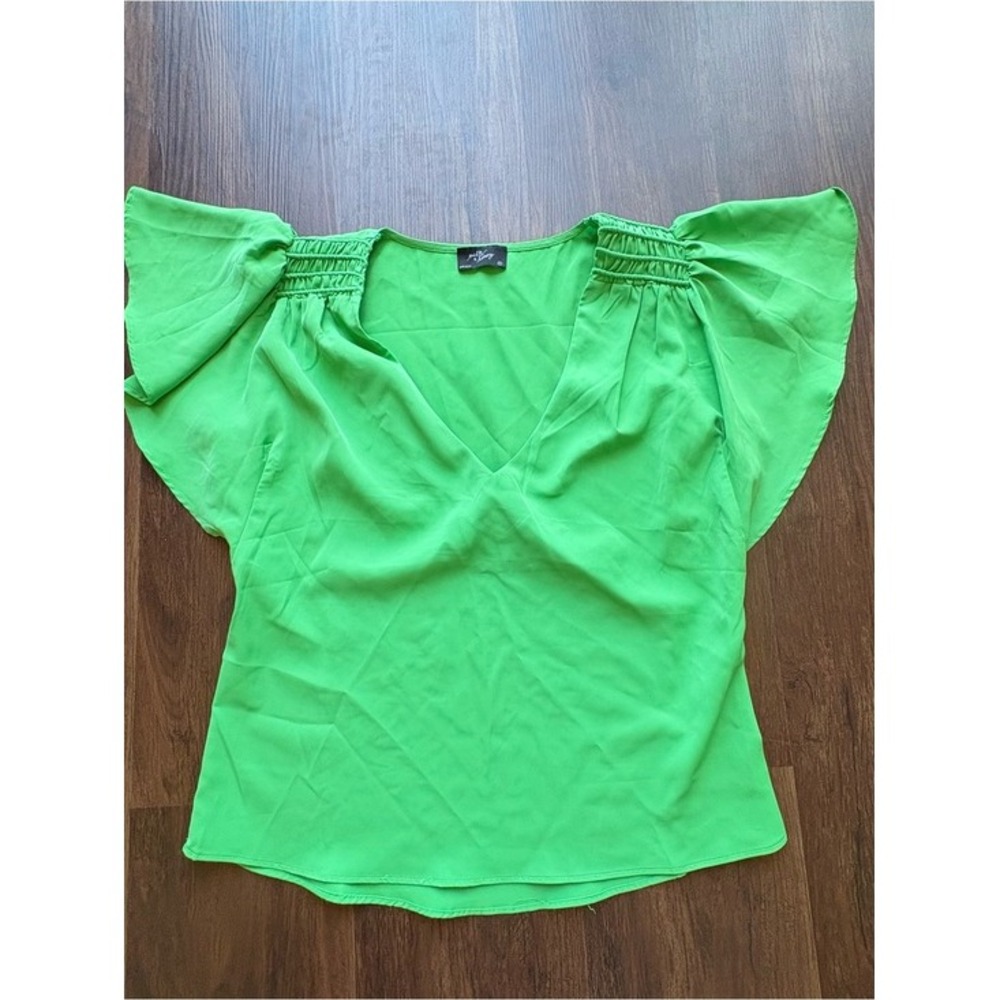 Dopamine Dressing Milk Honey Green Flutter Ruffle Sleeve Boho VNeck Blouse Top S